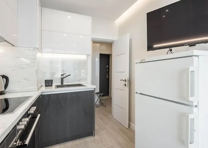 Sweet Tiny Center Space Warna